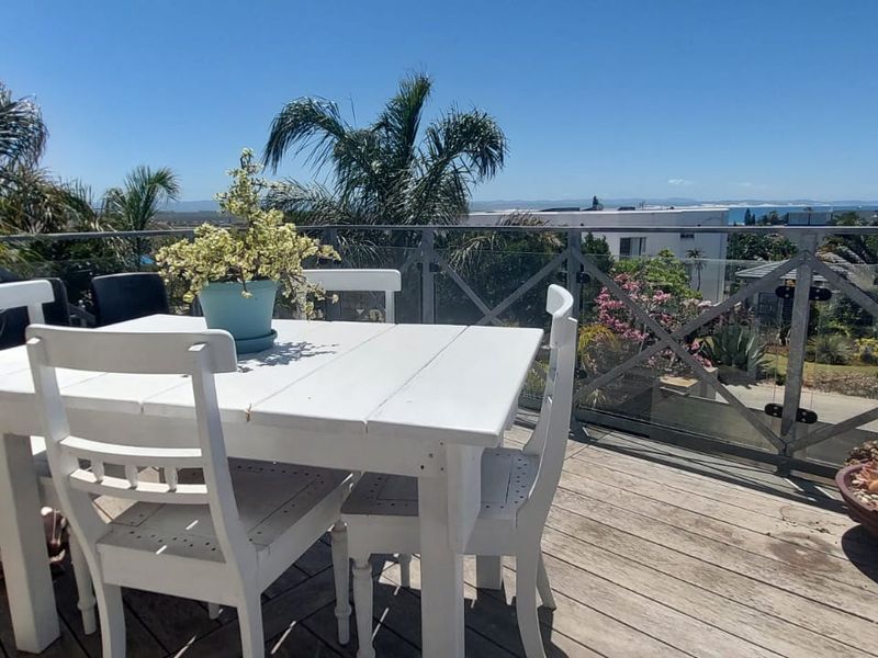 Home For Sale in Wavecrest, 4 Bedroom With endless Potential  - Photo 7