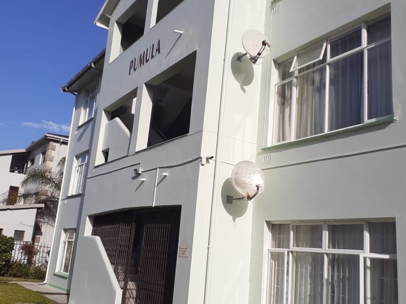 Two Bedroom Furnished Apartment to rent at Beacon Rocks, Margate  - Photo 2