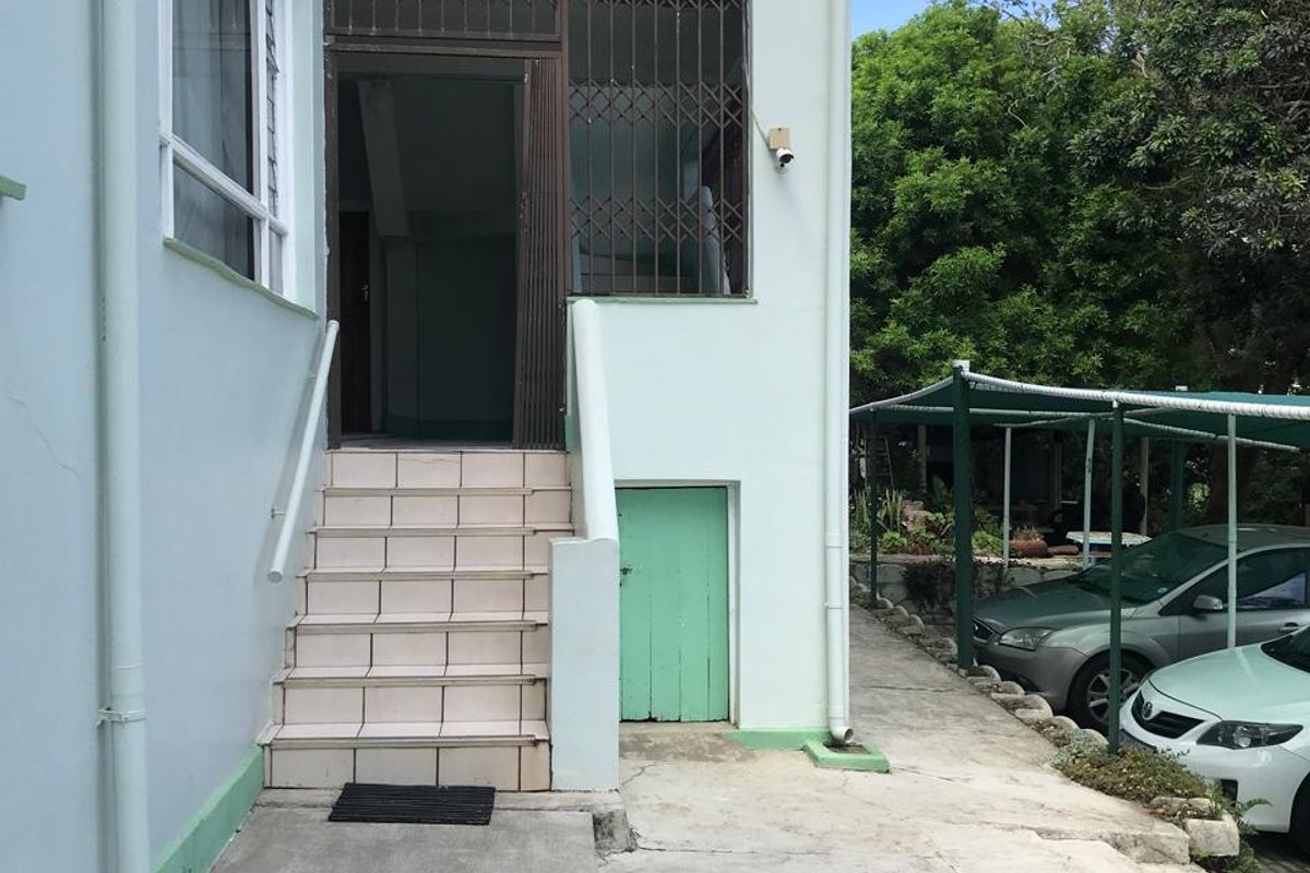 Two Bedroom Furnished Apartment to rent at Beacon Rocks, Margate  - Photo 3