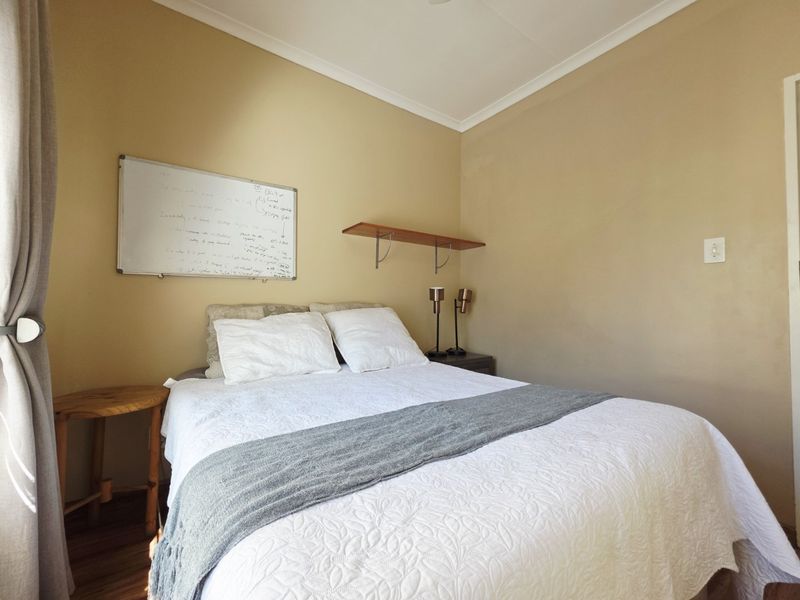 Spacious 3 Bedroom, 2 Bathroom Apartment - Photo 8