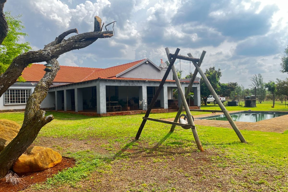 Stunning 2.2-Hectare Plot – Make Your Dreams Come True! - Photo 2