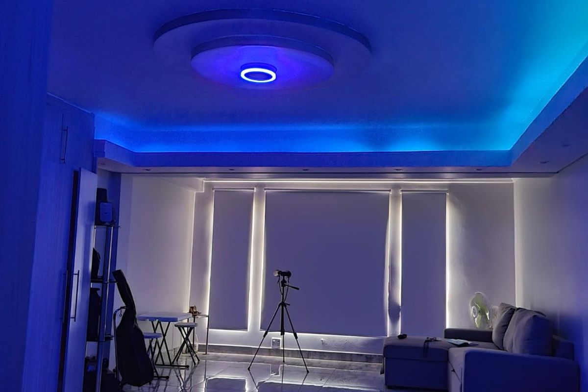 A Studio Apartment For Sale In South Beach, Durban - Photo 2