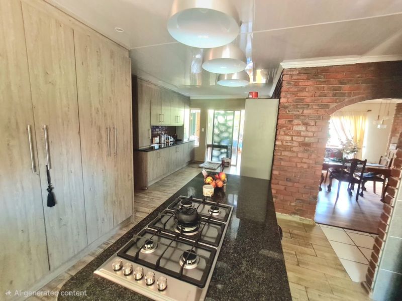 5-bed, 2-bath family home with pool, lapa, modern kitchen. - Photo 3