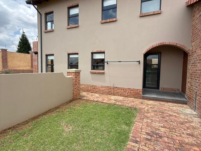 3 Bed House in Avianto Estate for Rent - Photo 5