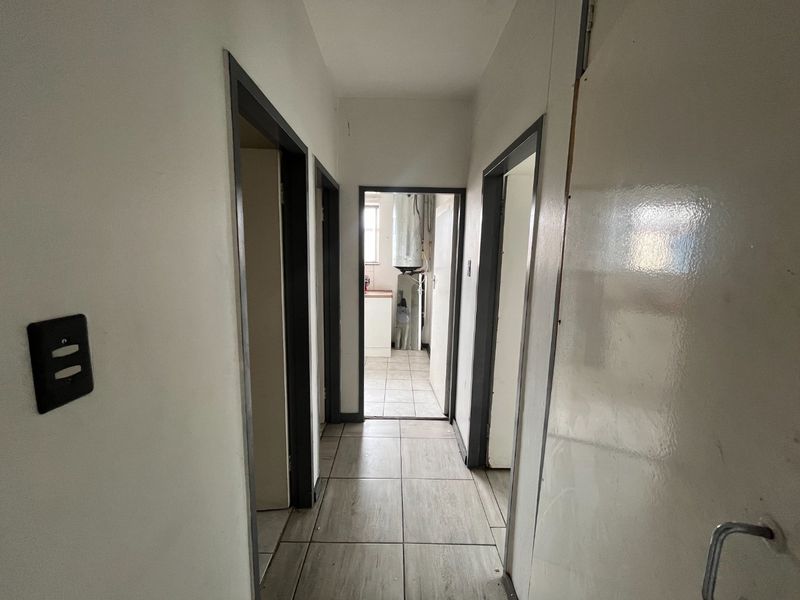 3.5 Bedroom Apartment For Sale in Arcadia - Photo 2