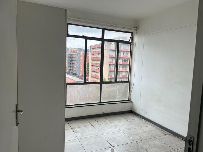 3.5 Bedroom Apartment For Sale in Arcadia - Photo 4