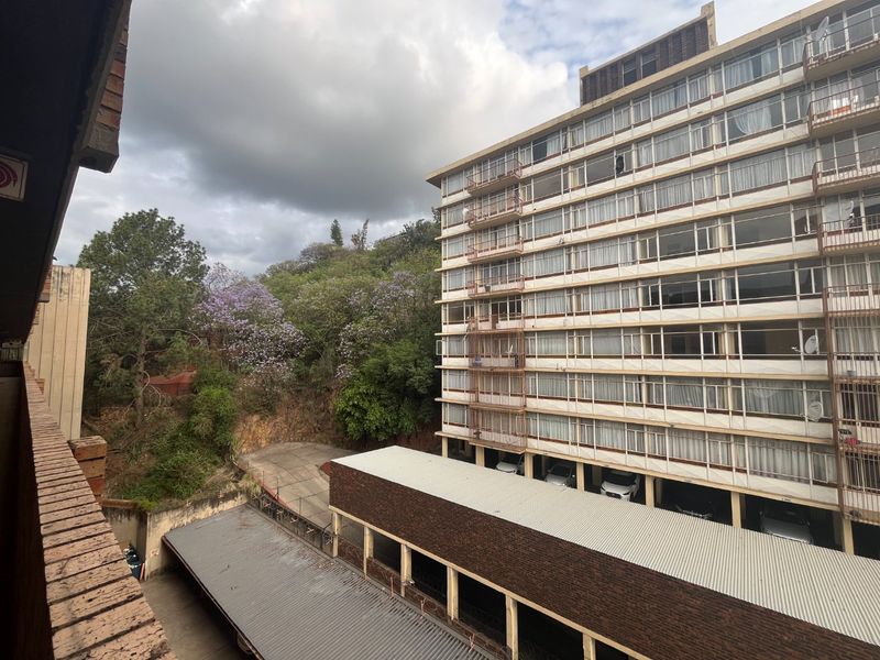 2 Bedroom Apartment For Sale in Gezina - Photo 8