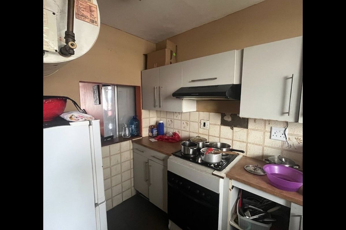 2 Bedroom Apartment For Sale in Gezina - Photo 2