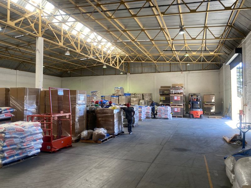 1526m2 Industrial Space to Let  - Photo 3