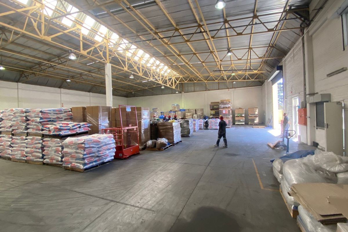 1526m2 Industrial Space to Let  - Photo 2