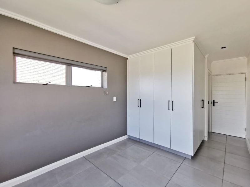 Modern 2-Bedroom Apartment to Rent in Kloofsig Estate – Hansmoeskraal, George - Photo 6