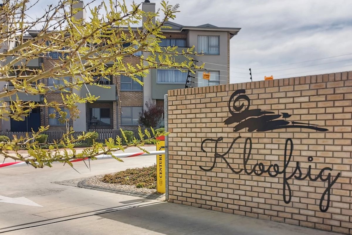 Modern 2-Bedroom Apartment to Rent in Kloofsig Estate – Hansmoeskraal, George - Photo 2