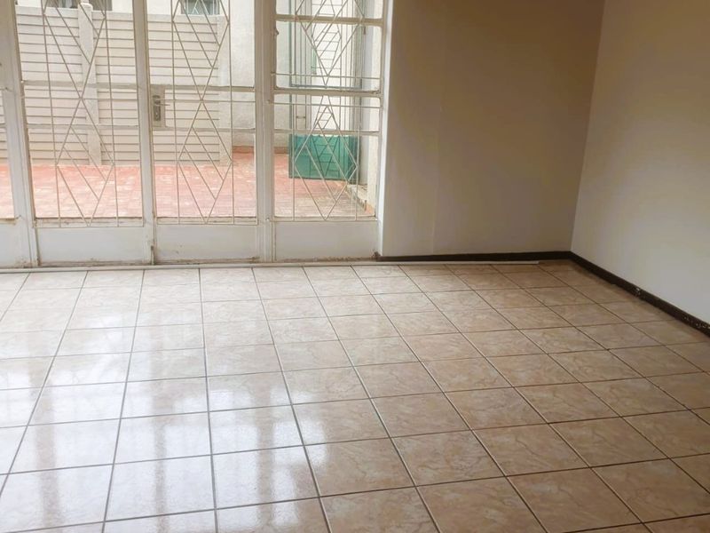 4-Bedroom Home for Sale — Great Location Near Schools! - Photo 5