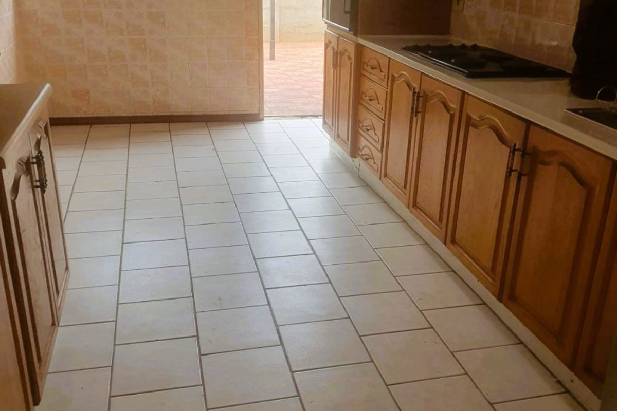 4-Bedroom Home for Sale — Great Location Near Schools! - Photo 4