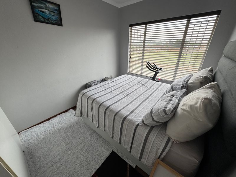 Charming Family Home  - Photo 7