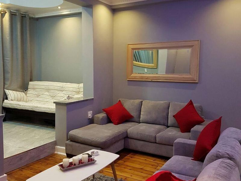 1.5 Bedroom, 1 Bathroom Apartment For Sale In South Beach, Durban - Photo 4