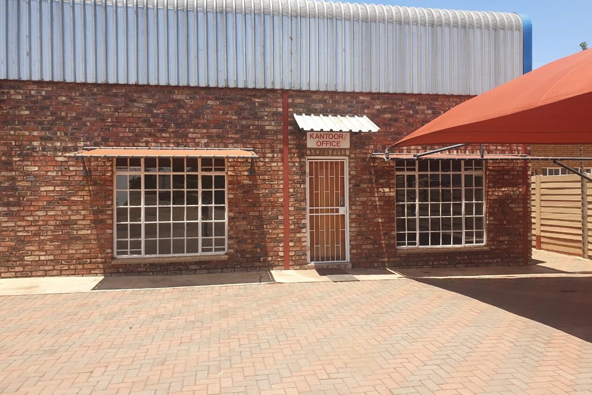 Very neat and well maintained - Photo 4