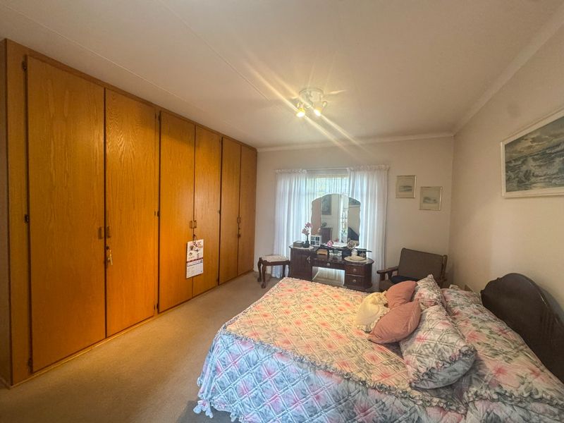 Modern Townhouse in Popular 24-Hour Security Complex - Photo 8