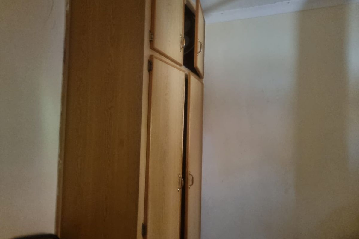 THREE BEDROOM TOWN HOUSE AVAILABLE IMMEDIATLEY IN BENDOR POLOKWANE - Photo 2