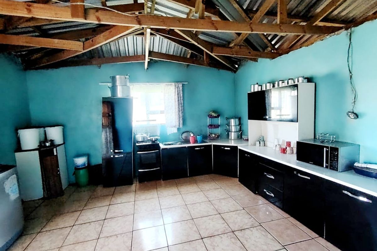 3 Bedroom House for Sale in Nxarhuni Mdantsane - Photo 3
