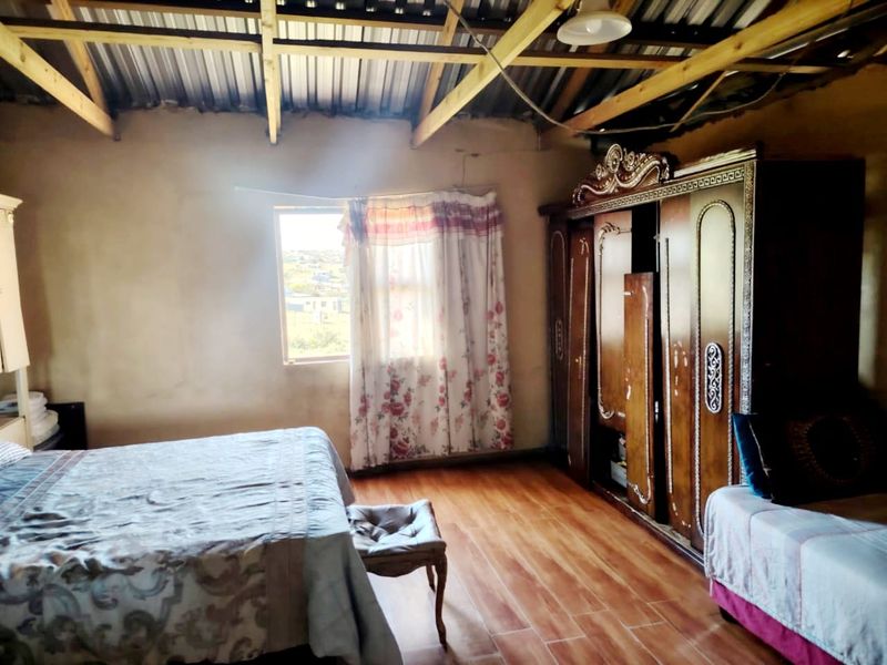 3 Bedroom House for Sale in Nxarhuni Mdantsane - Photo 8