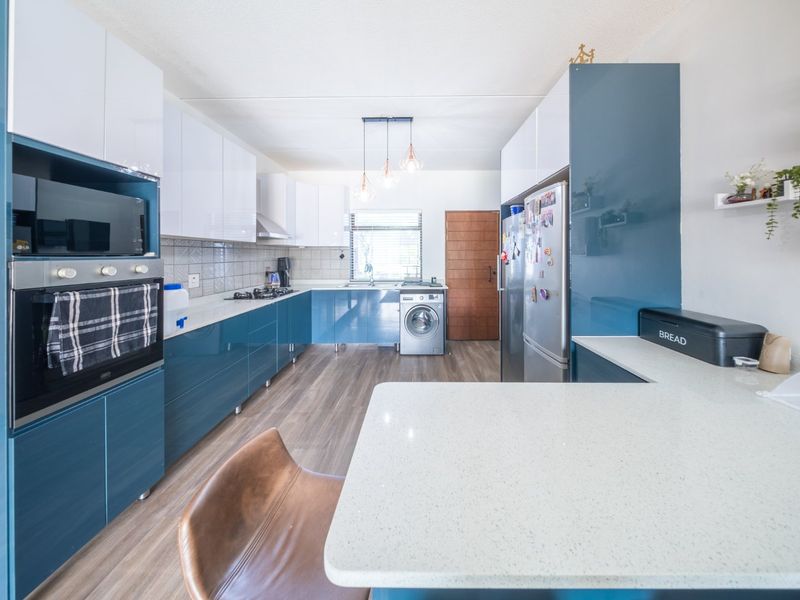 Modern Comfort and Peaceful Living at Sawgrass- Waterstone Park - Photo 10