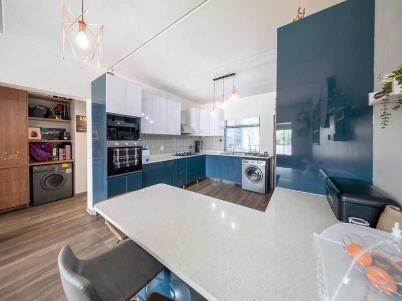 Modern Comfort and Peaceful Living at Sawgrass- Waterstone Park - Photo 9