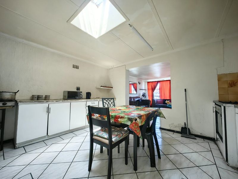 Location, Location , Location!!! - Photo 9