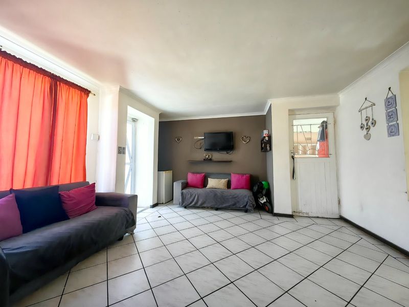 Location, Location , Location!!! - Photo 8