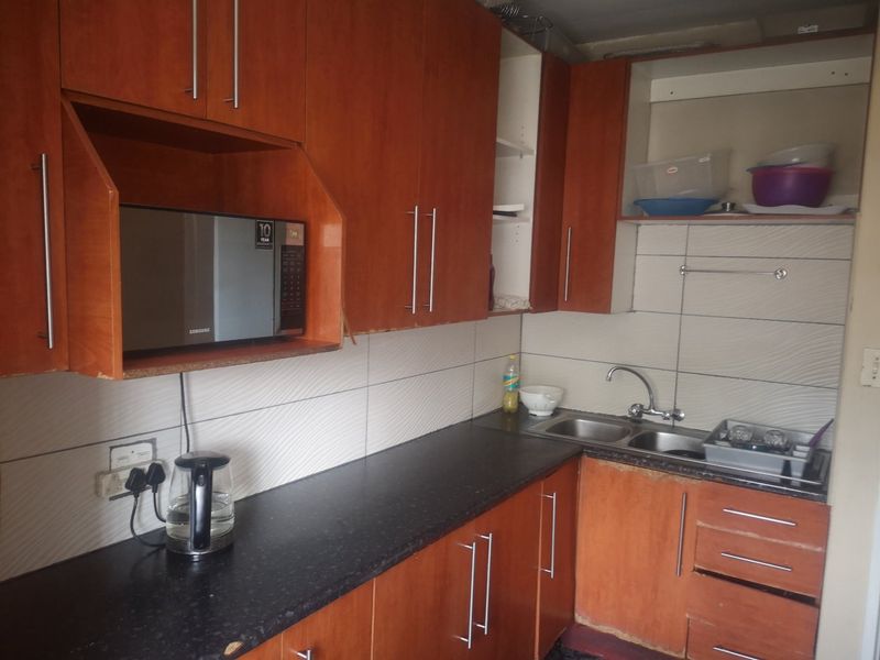 2 Bedroom ground floor unit for sale - Photo 2