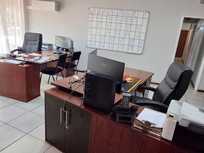 HOUSE WITH BUSINESS RIGHTS FOR SALE - Photo 5