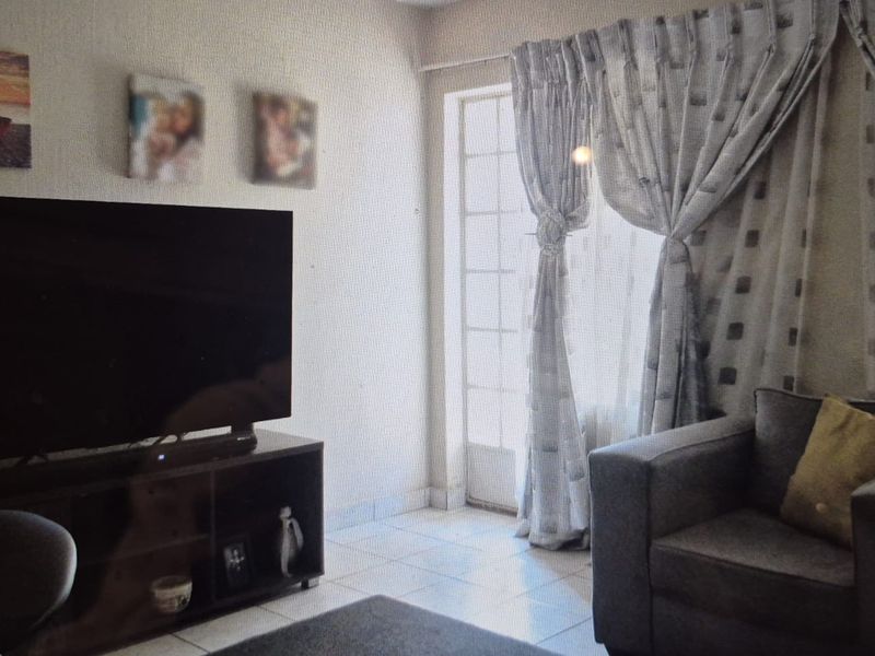 2 BEDROOM APARTMENT - HORIZON  - Photo 5