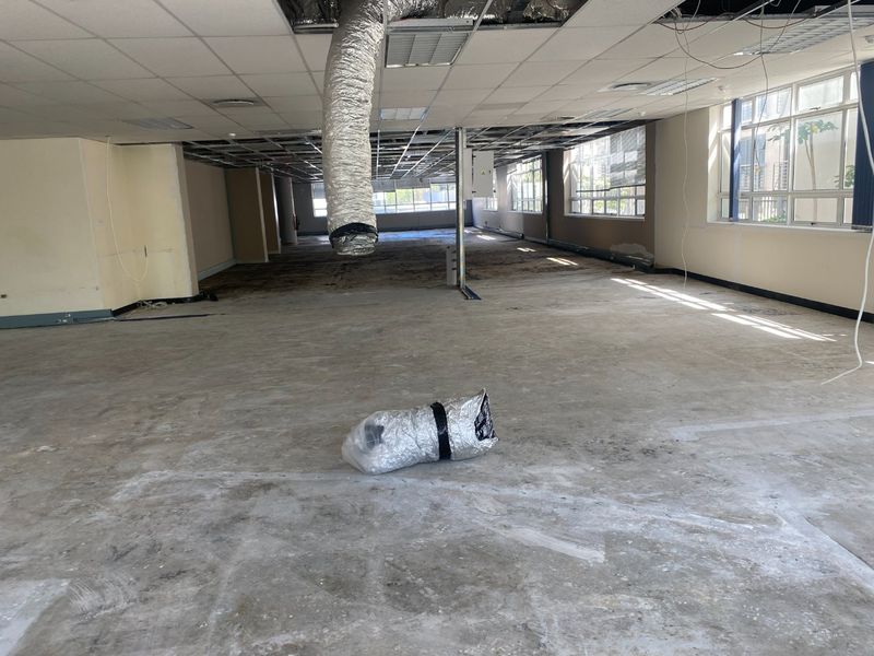 500m2 Premium Space to Let  - Photo 7