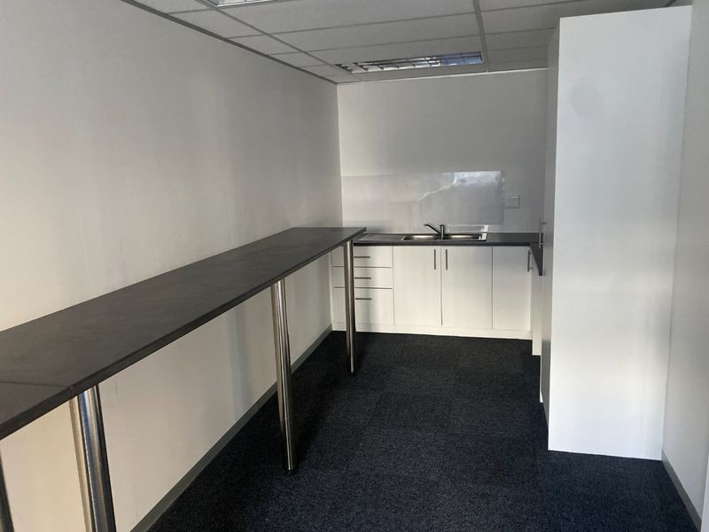 458m2 Commercial Space to Let  - Photo 8