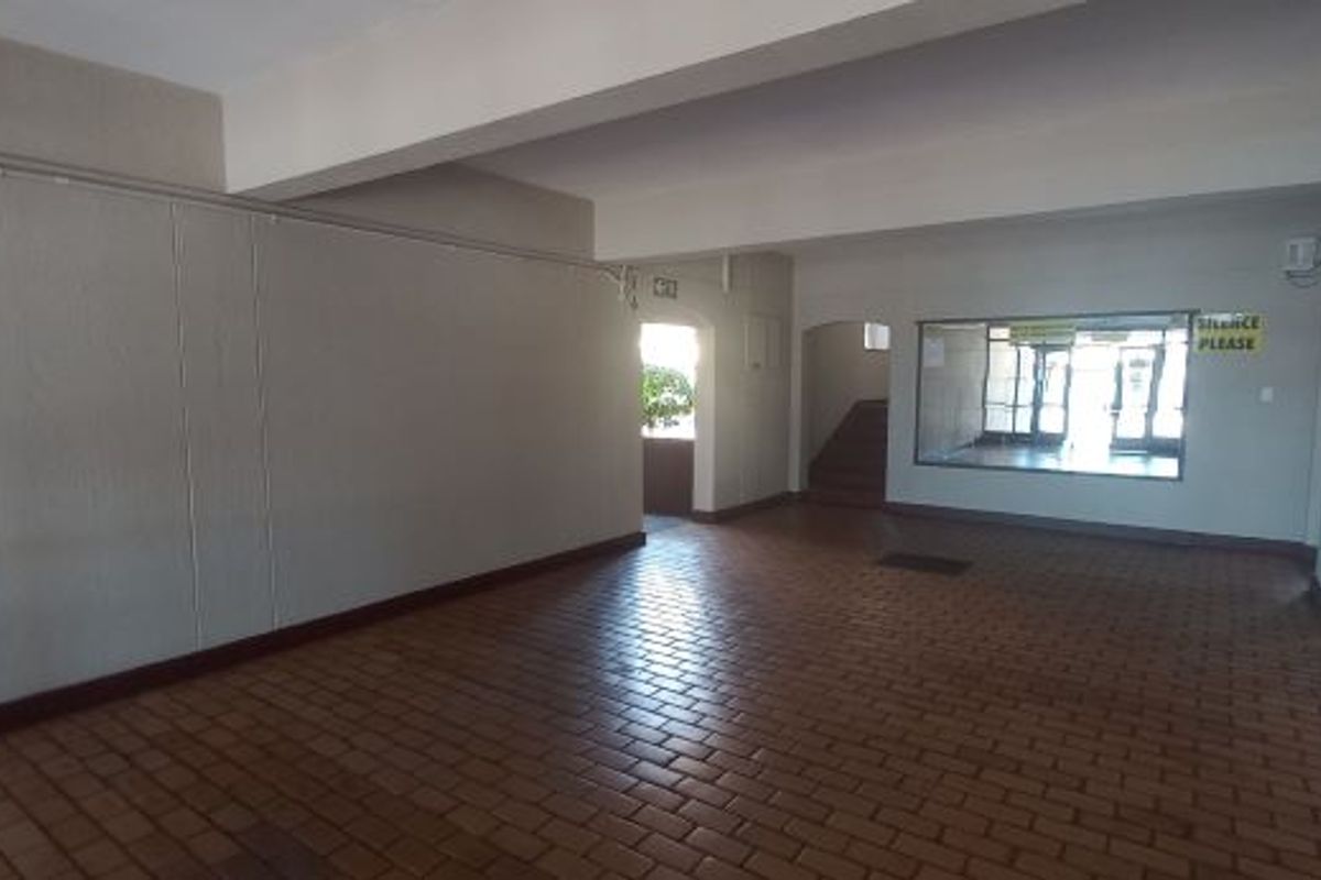 Apartment living - Photo 3