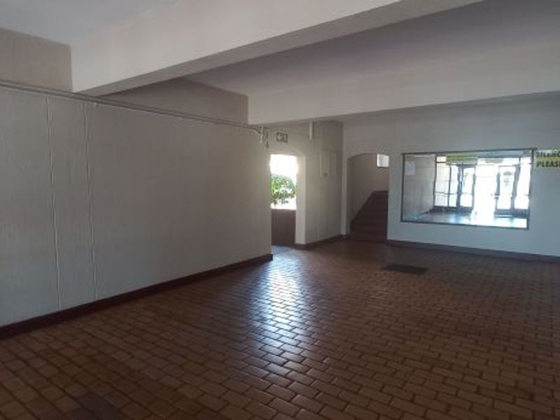 Apartment living - Photo 3