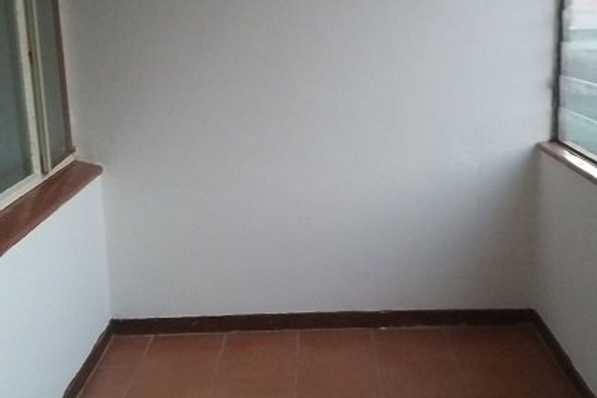 Apartment living - Photo 5