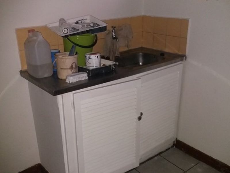 Apartment living - Photo 9