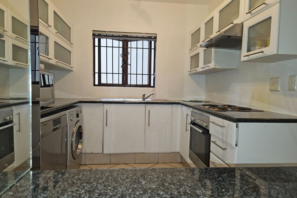 3 Bedroom 2 Bathroom Apartment Broadacres Secure Living - Photo 5