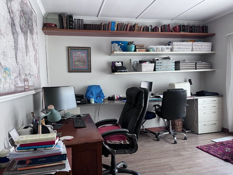 A Residence Full of Possibilities - Photo 4