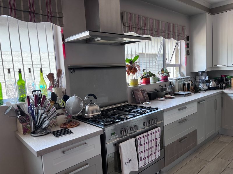 A Residence Full of Possibilities - Photo 6