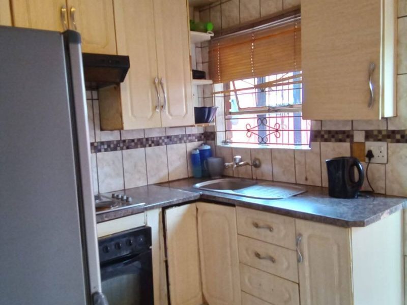 3 Bedroom 1 bathroom house for sale in Hammanskraal Unit D - Photo 5