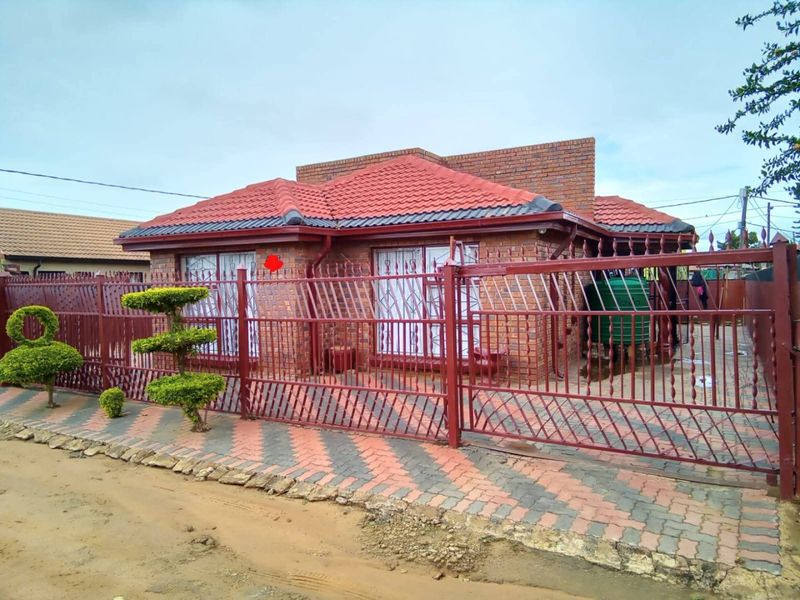 3 Bedroom 1 bathroom house for sale in Hammanskraal Unit D - Photo 3