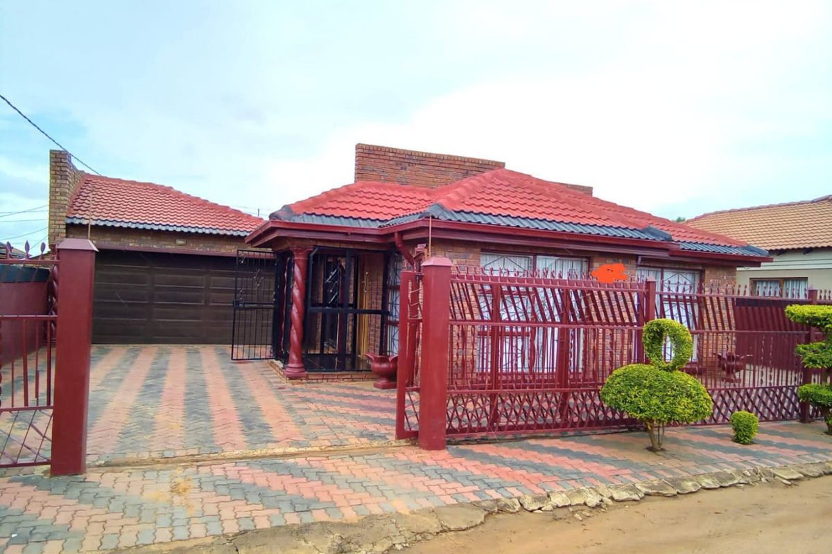 3 Bedroom 1 bathroom house for sale in Hammanskraal Unit D - Photo 2