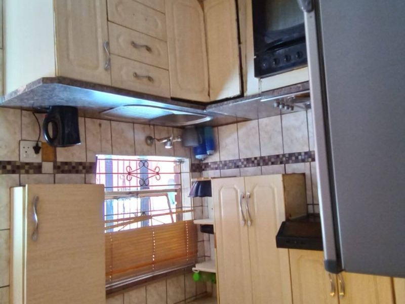 3 Bedroom 1 bathroom house for sale in Hammanskraal Unit D - Photo 4