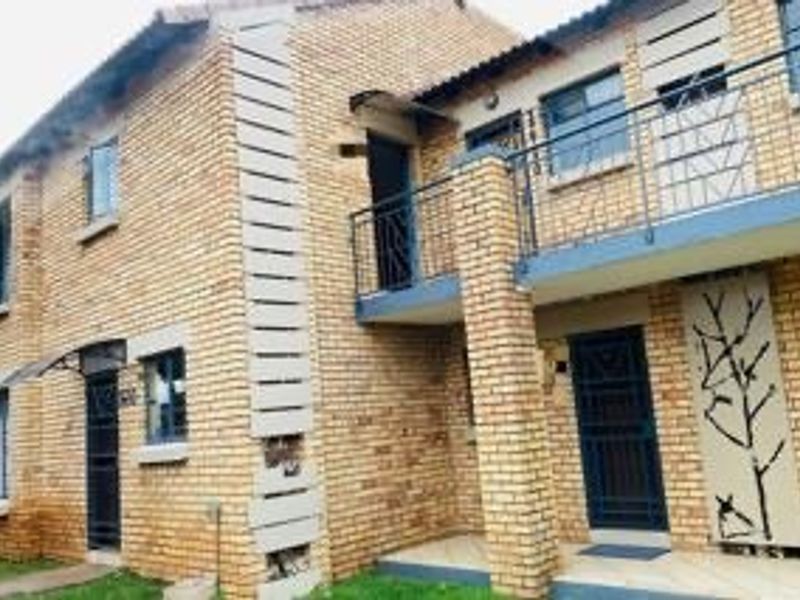 2 Bedroom apartment for sale in Wonderpark Estate Karenpark - Photo 3