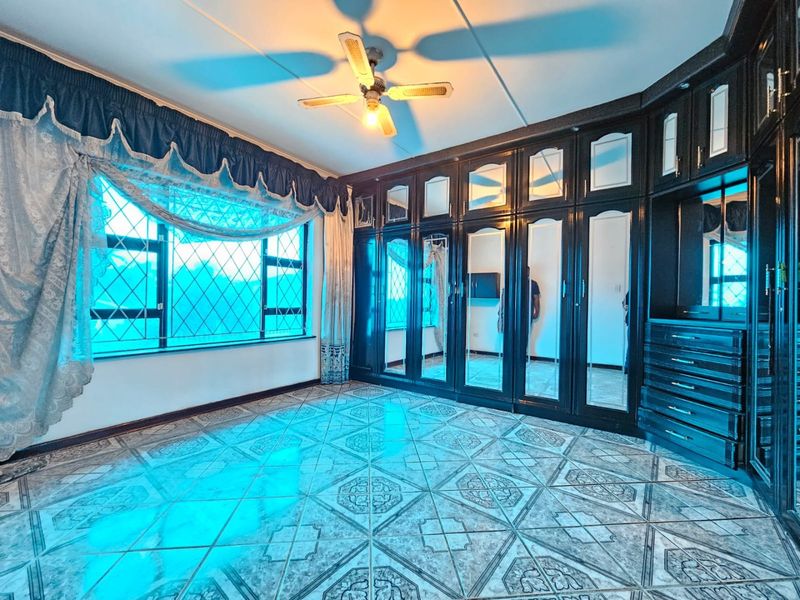 3 Bedroom Apartment for Rent in Stanger Manor - Photo 9