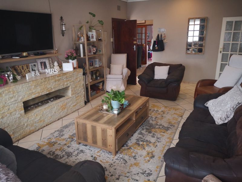 A comfortable family property. - Photo 3