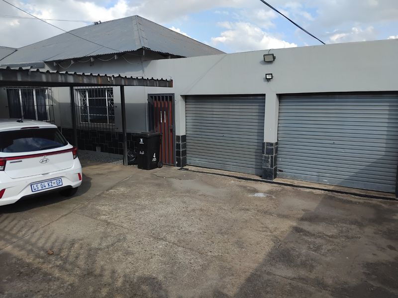 Stunning Family Home in Fishers Hill, Germiston - Photo 6