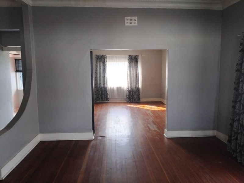 Stunning Family Home in Fishers Hill, Germiston - Photo 4